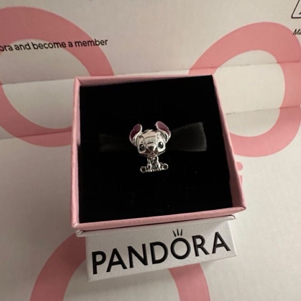 Stich pandora charm